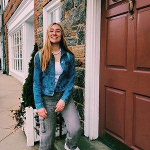 Meet your Posher, Leyla